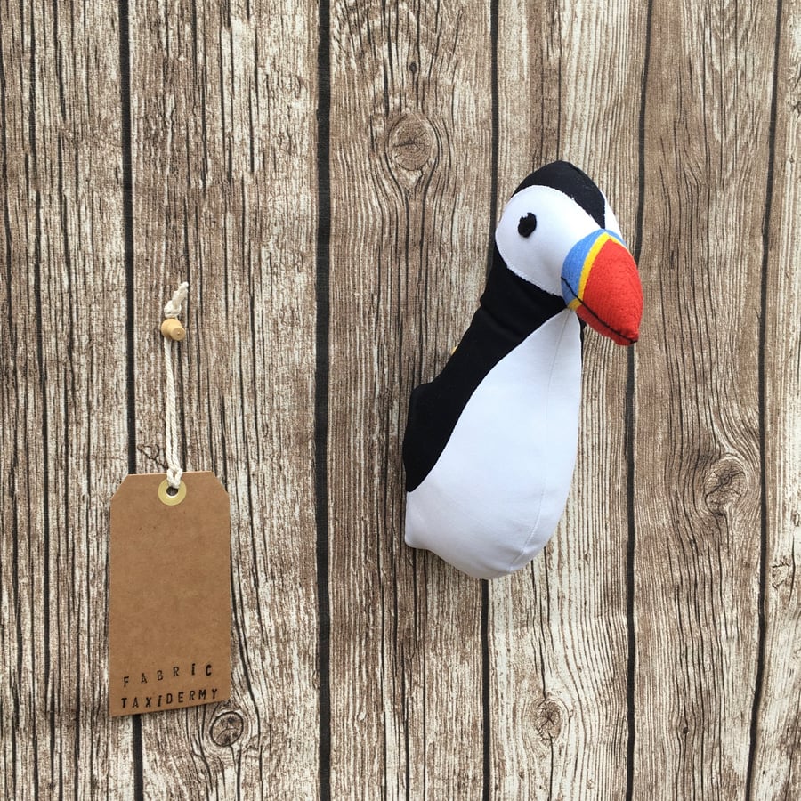 Wall mounted Puffin