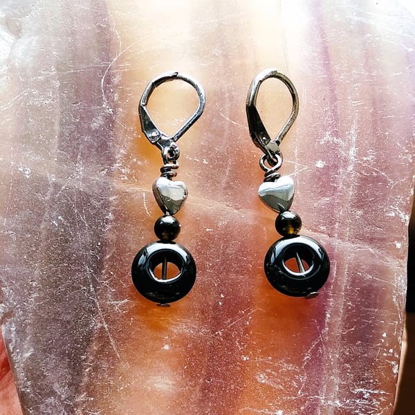 Unisex Black Agate Halo and Hematite Heart Leverback Earring