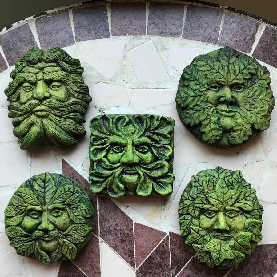 The Pockets - Set of 5 Green Men