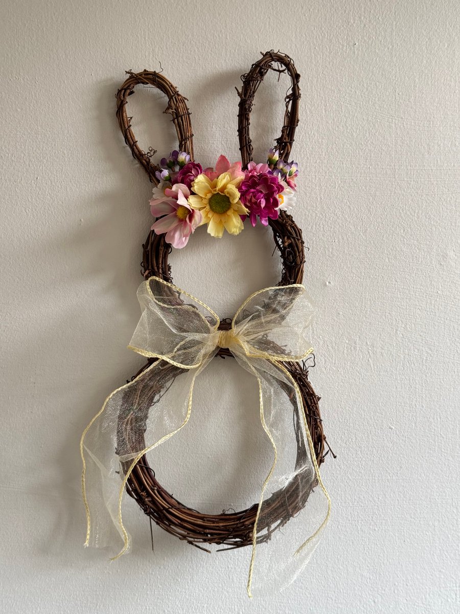 Spring Easter Bunny Decor
