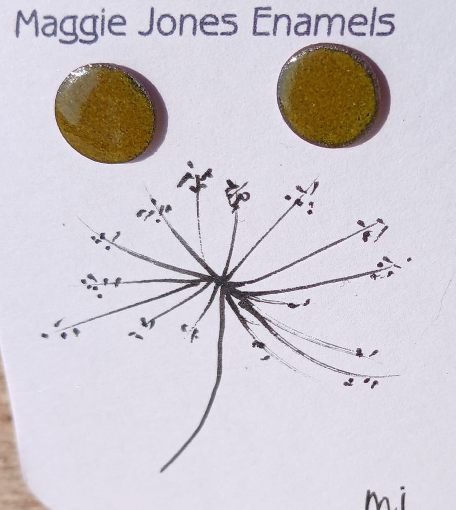 Round stud earrings - 9mm - Enamelled with sterling silver post - OLIVE GREEN