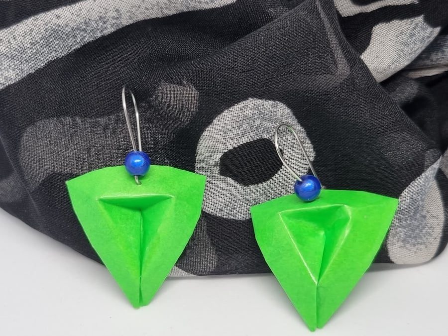 Geometric green triangle paper earrings 