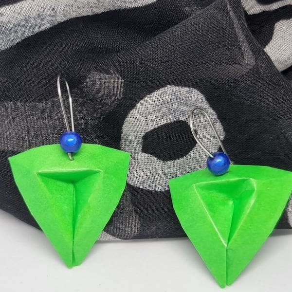 Geometric green triangle paper earrings 