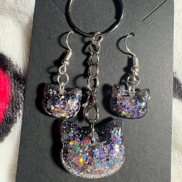 Resin earring and keyring set