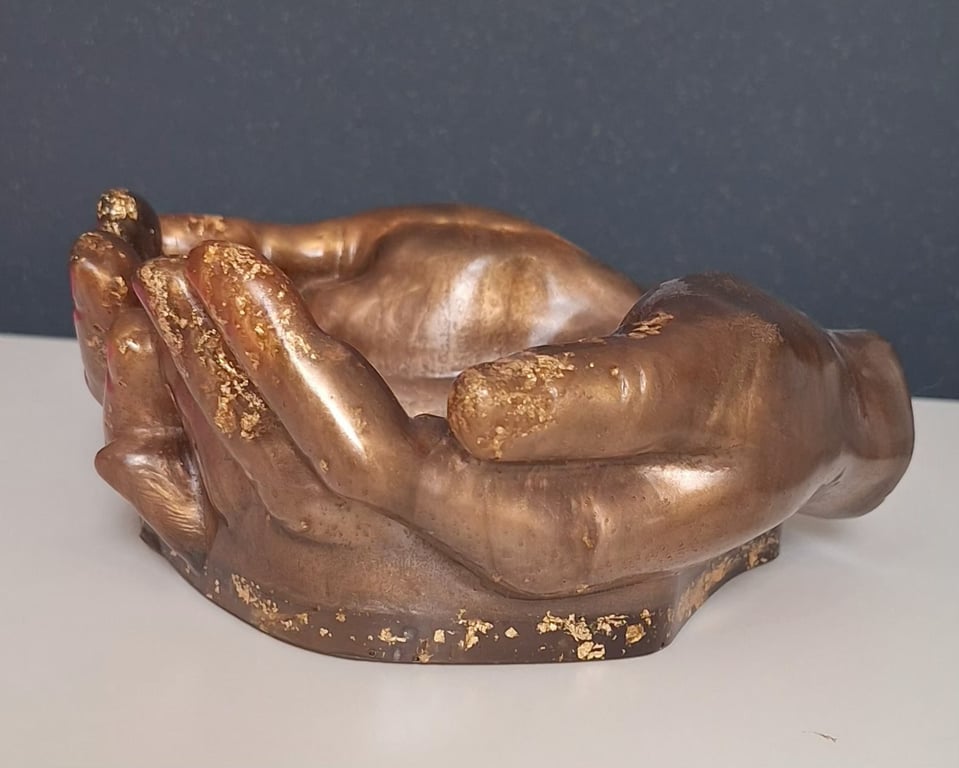 Handmade Resin "Helping Hand" Trinket Dish - Custom Colours Available