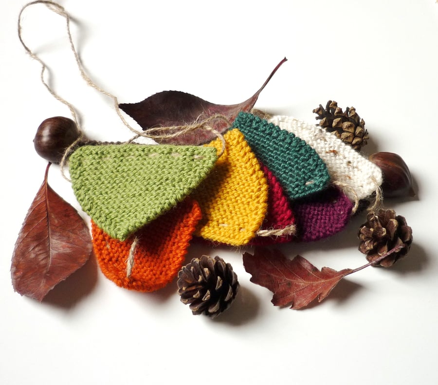 Autumn bunting - Wall hanging decor - Fall wedding garland