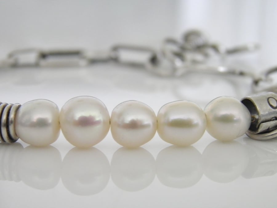 Silver Pearl Bracelet 