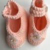 Pretty baby shoes with flower decoration