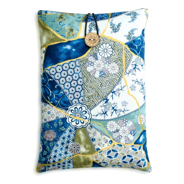 Kintsugi-Inspired Book Sleeve – Japanese Cotton Book Protector - Coconut Button