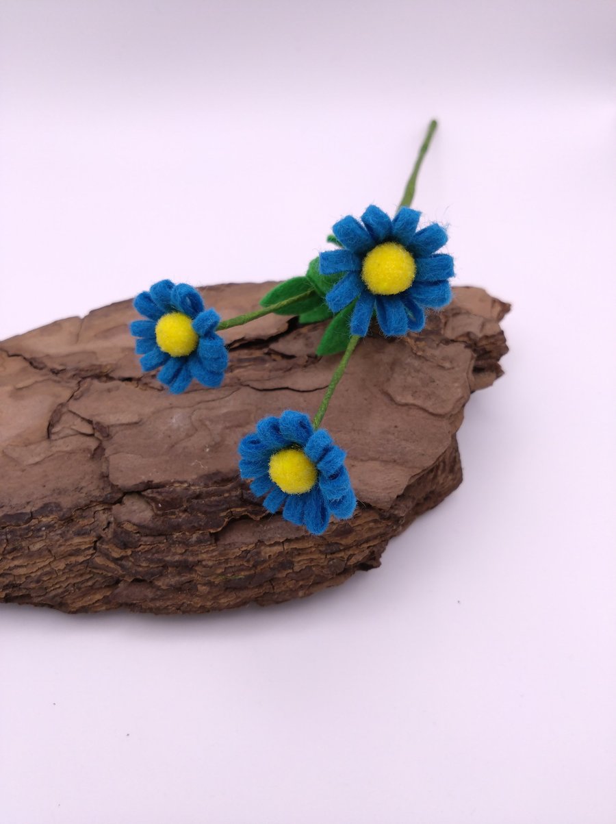 Blue Daisy Bush Felt Flower Stem