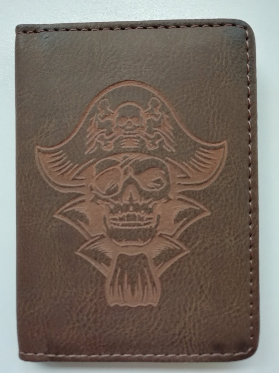 Engraved Pirate Skull Oyster Card ID PU Leather Holder