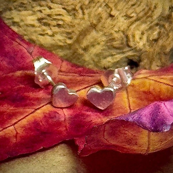 Tiny recycled silver heart stud earrings 