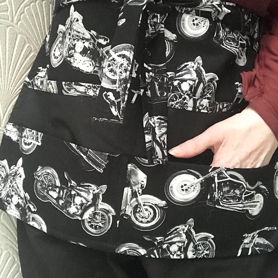Lined Motorcycle Half Apron, Motorbike Tie Waist Black Cotton Apron