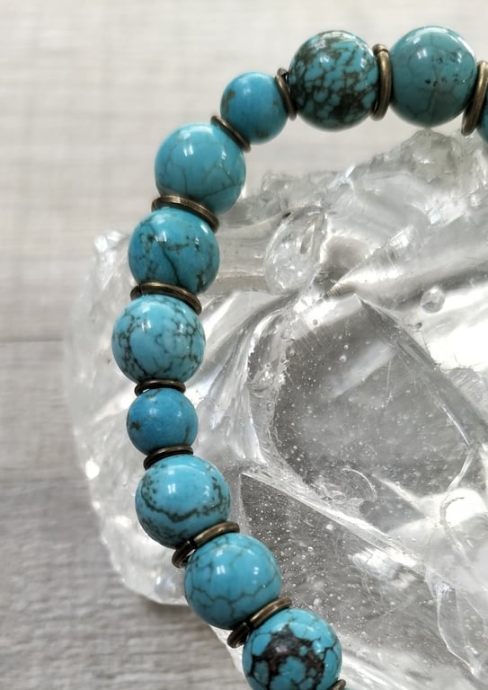HB5 Elasticated Turquoise bracelet
