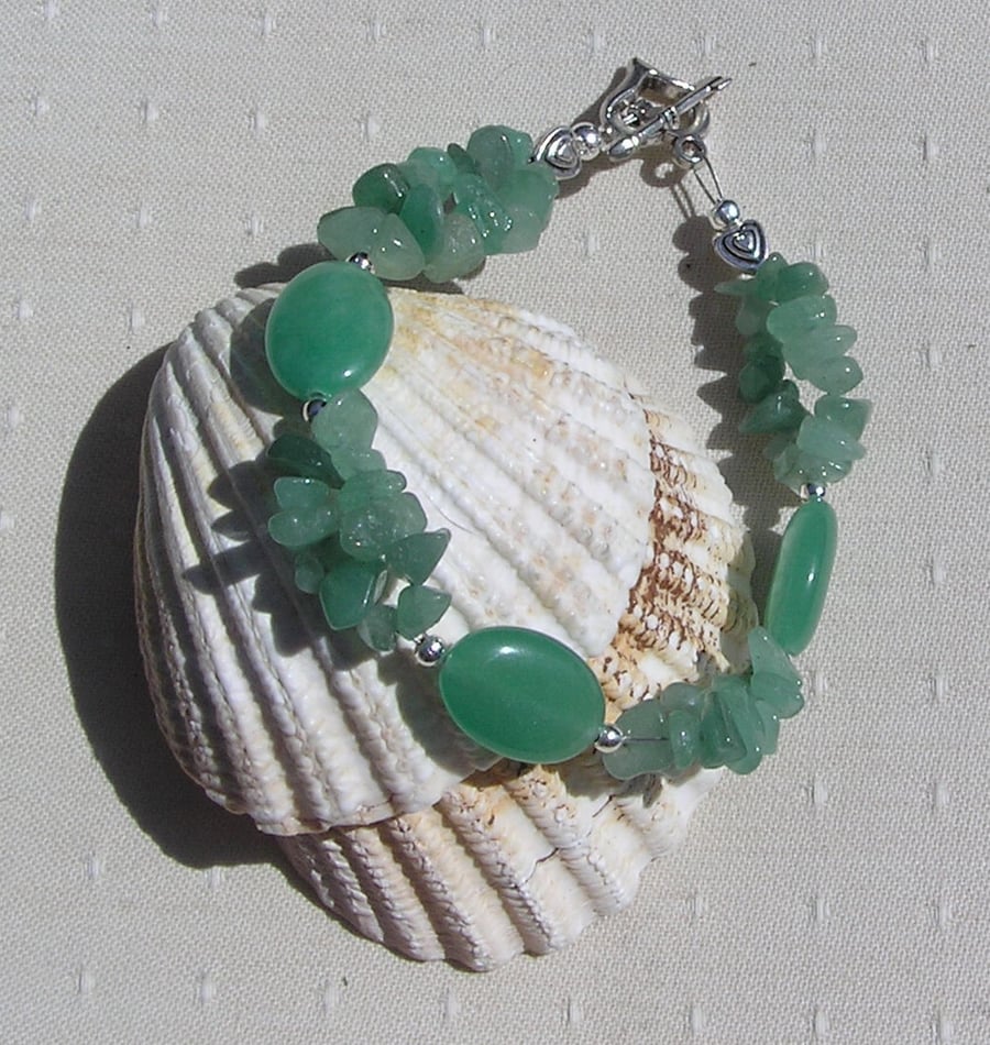 Green Aventurine Crystal Gemstone Beaded Chakra Bracelet "Cool Mint"