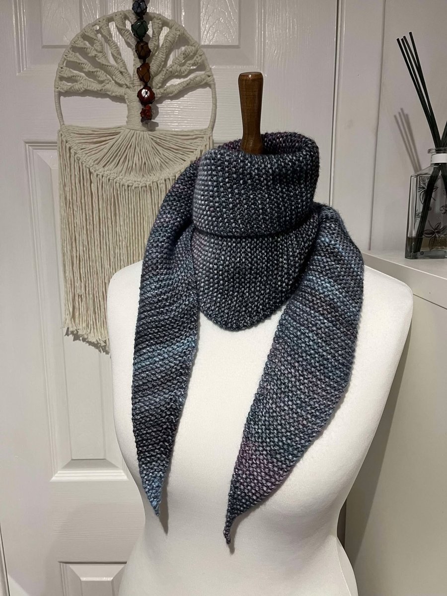 Triangle Scarf wrap shawl Purple Indigo coloured 140cms long