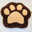 Dog paw mini rug for all animal lovers 