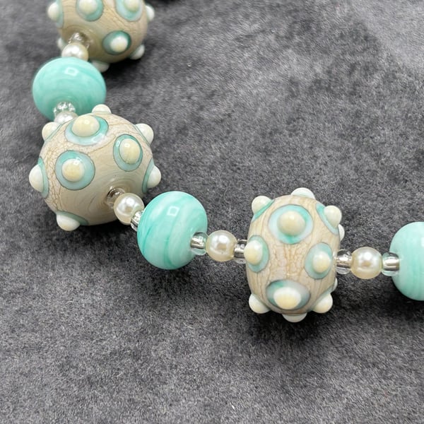 mint green and cream bumpy lampwork glass beaded necklace