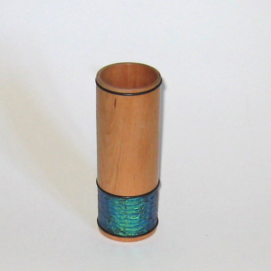 Iridescent brush pot