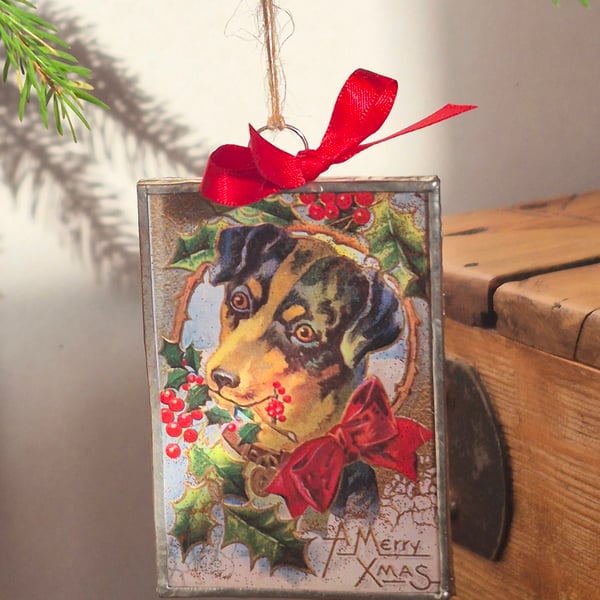 Unique retro glass Christmas decoration 