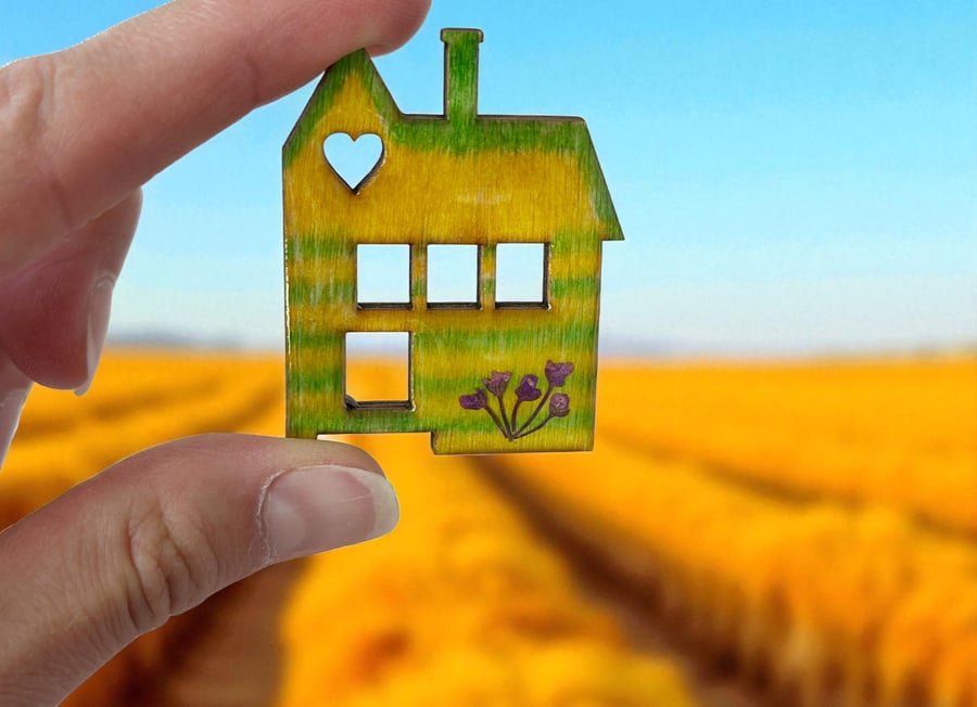 Beach house - Handmade wooden brooch - Mini Cottage Pin resin jewellery