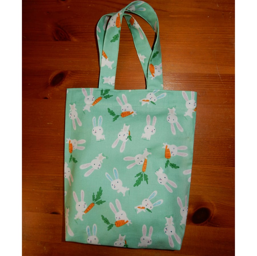 Easter treat gift bag rabbits and carrots