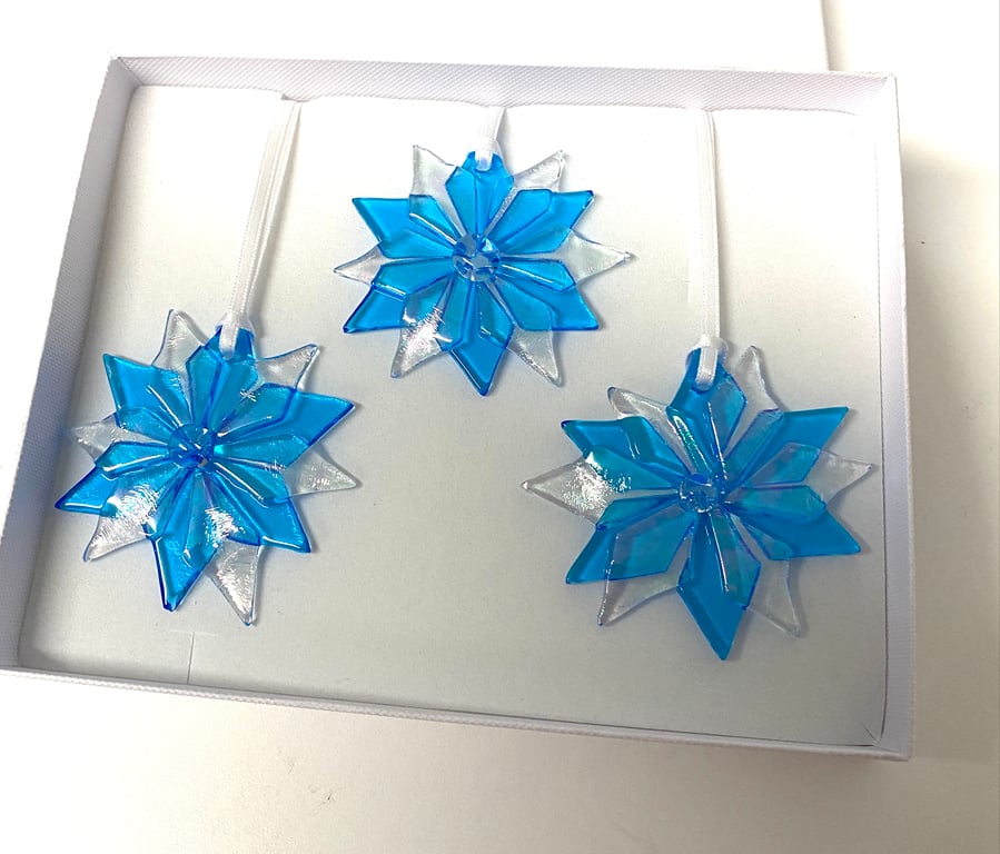 Fused glass turquoise snowflake decorations (set of 3)