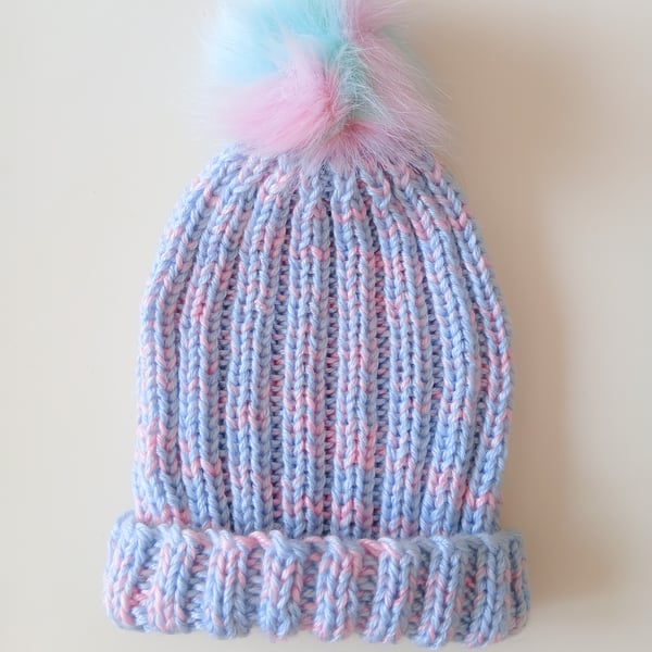 KNITTING PATTERN PDF Pale Blue Ombre Beanie