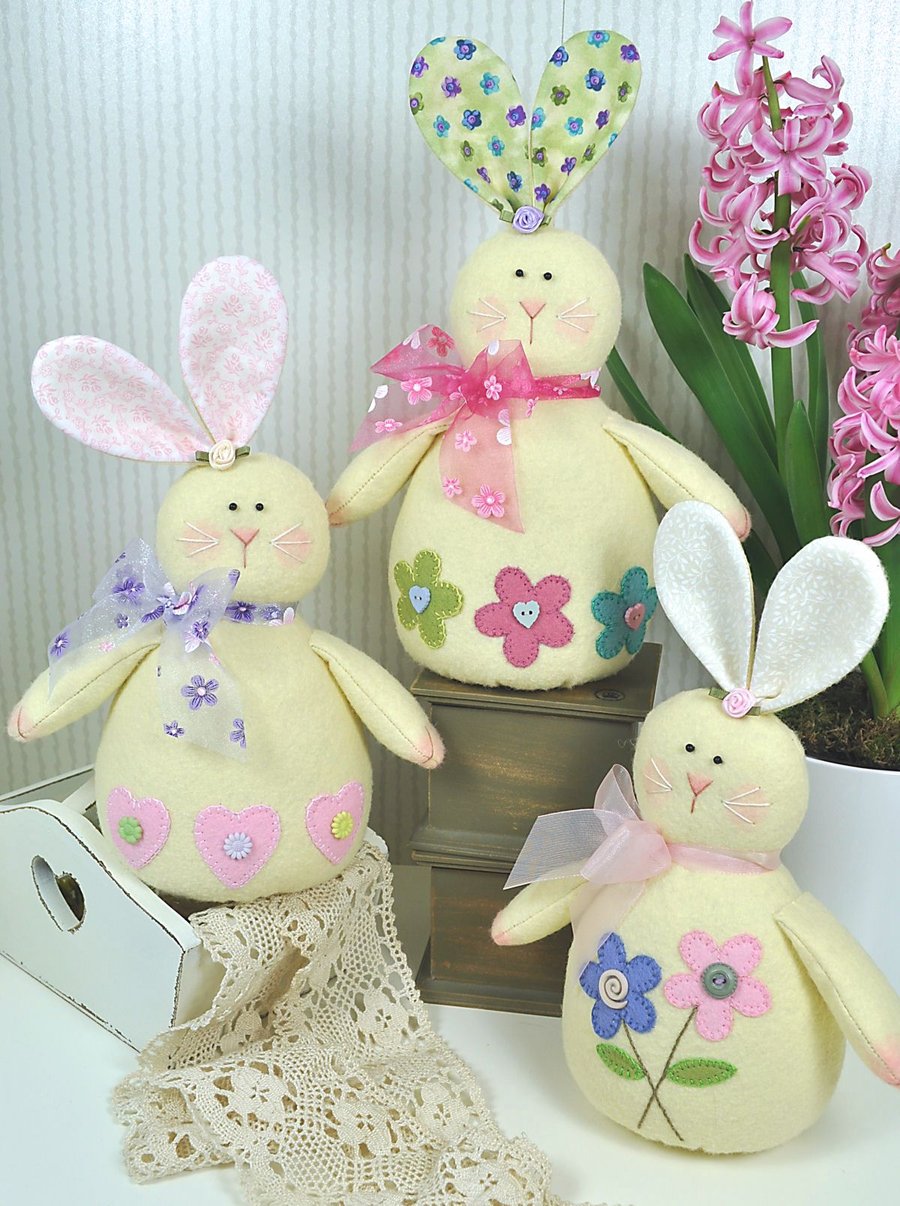 PDF - Honey Bunnies Felt Pattern - Easter Decorations