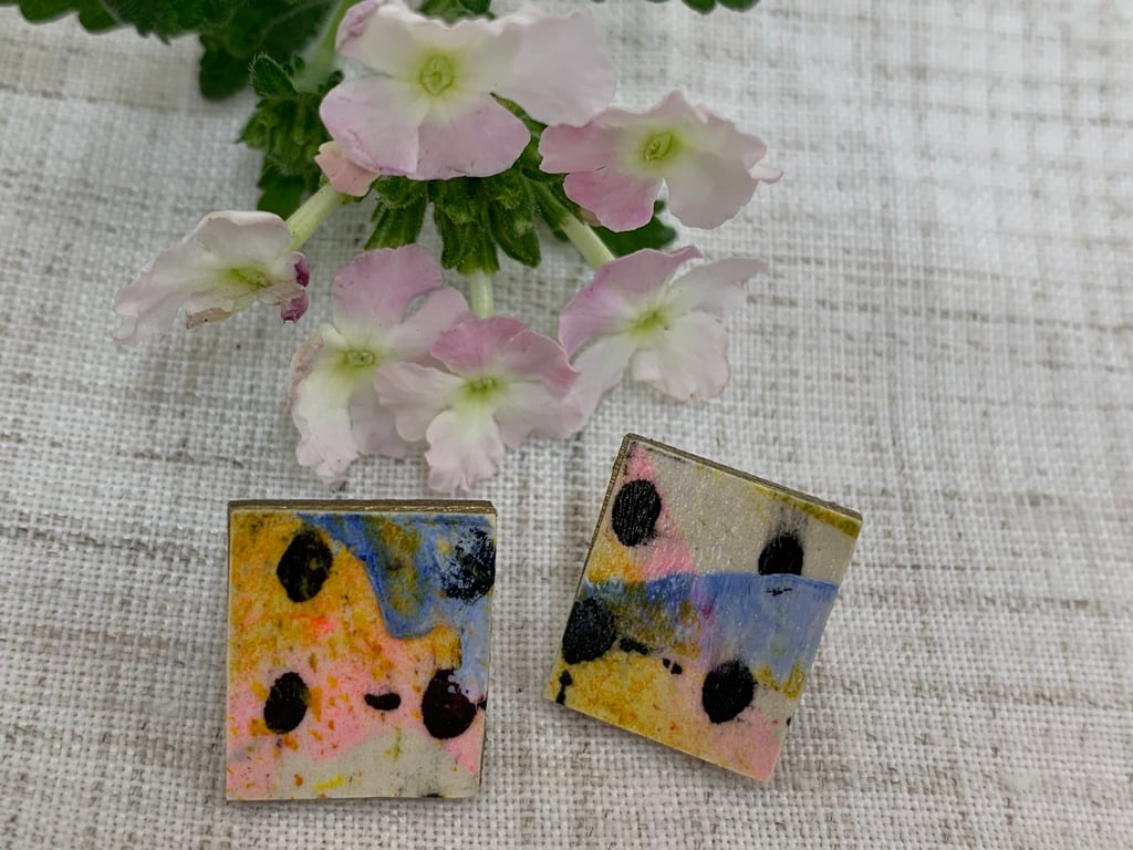 Stainless steel post earrings 