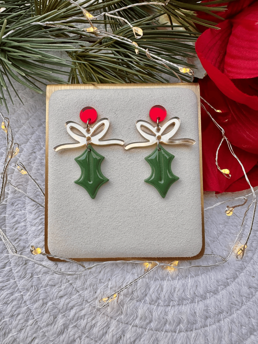 Christmas Berry Bow and Mistletoe Earrings 