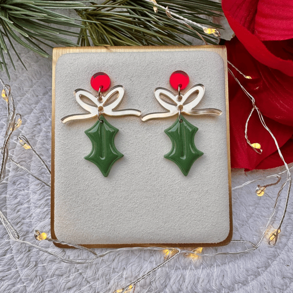 Christmas Berry Bow and Mistletoe Earrings 