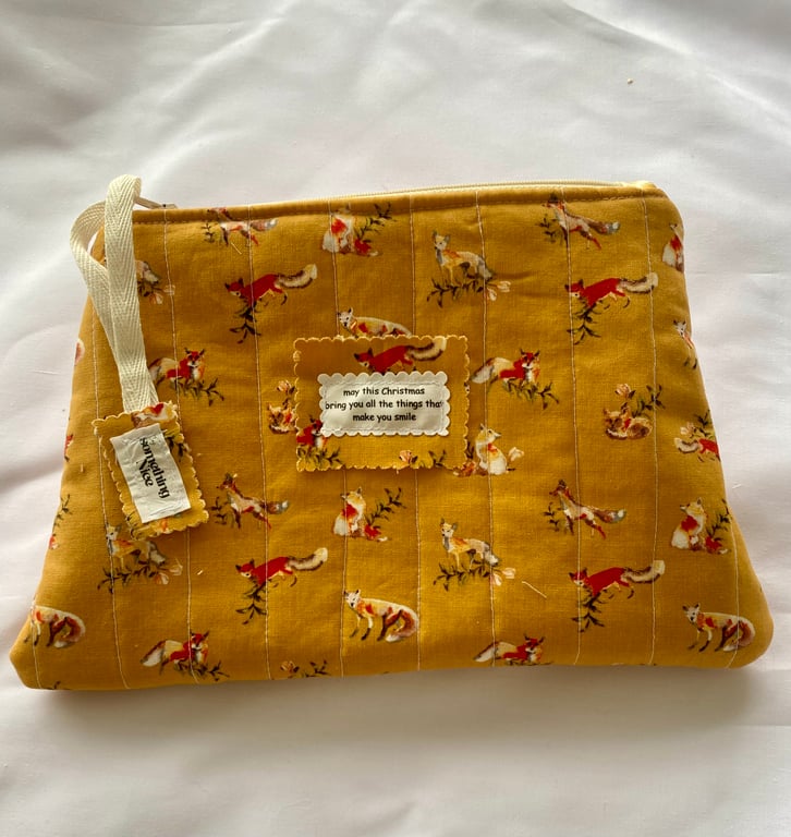 Handmade quilted Christmas print makeup bag