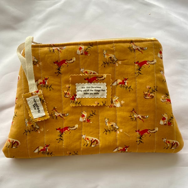 Handmade quilted Christmas print makeup bag