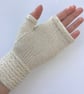 Alpaca and silk blend wrist warmers - Image 2