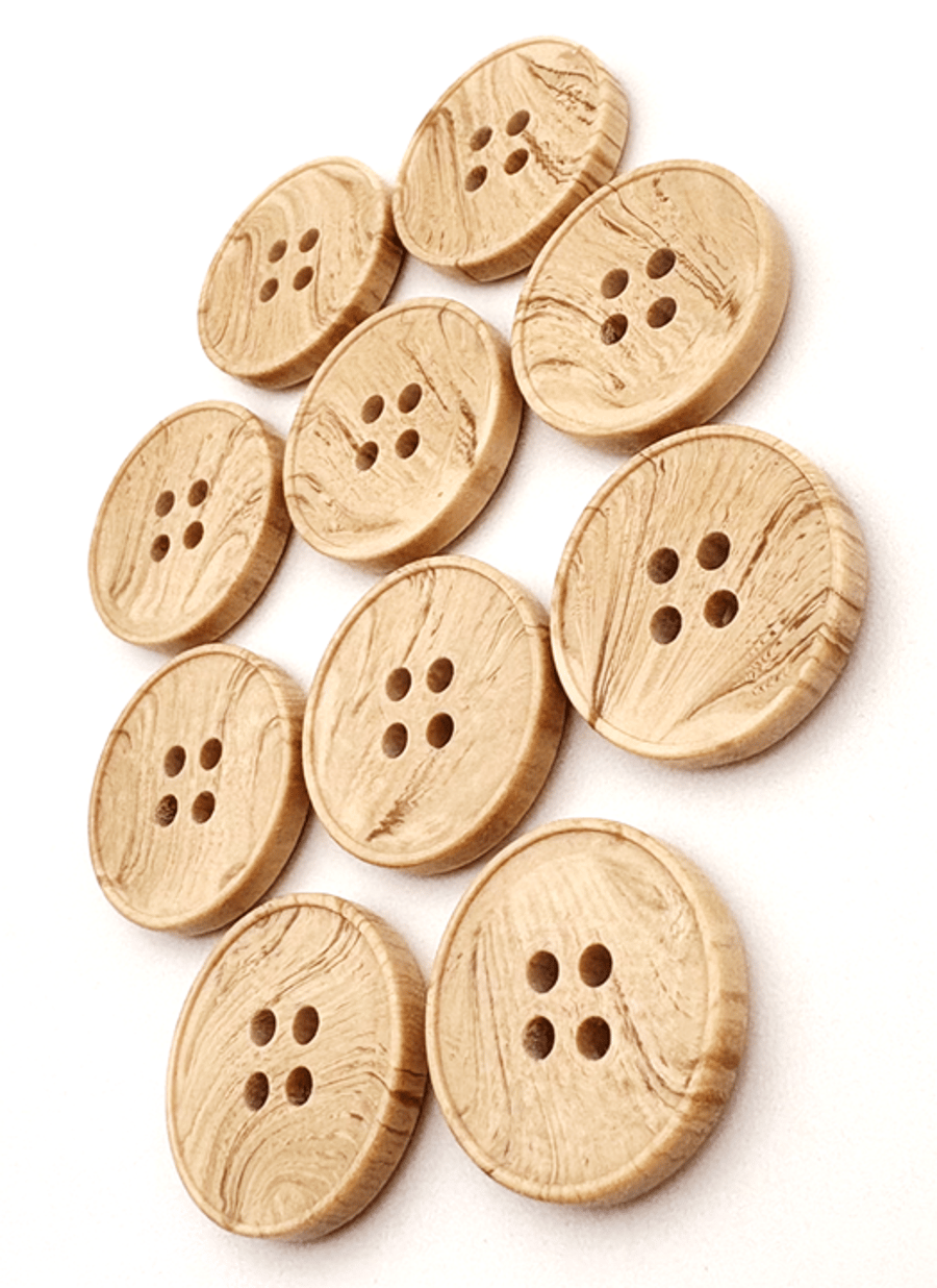 10 Cream Wood Effect Buttons, 15mm Wide, Woodgrain Design, Variegated, Plastic!