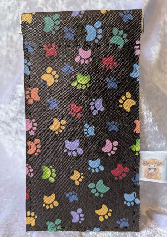 Paw print glasses case
