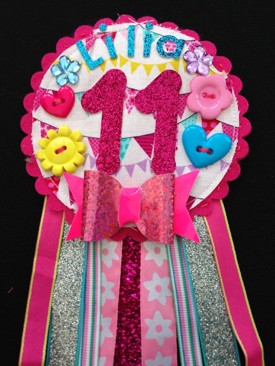 Birthday badge-Rosette - bunting - glitter number