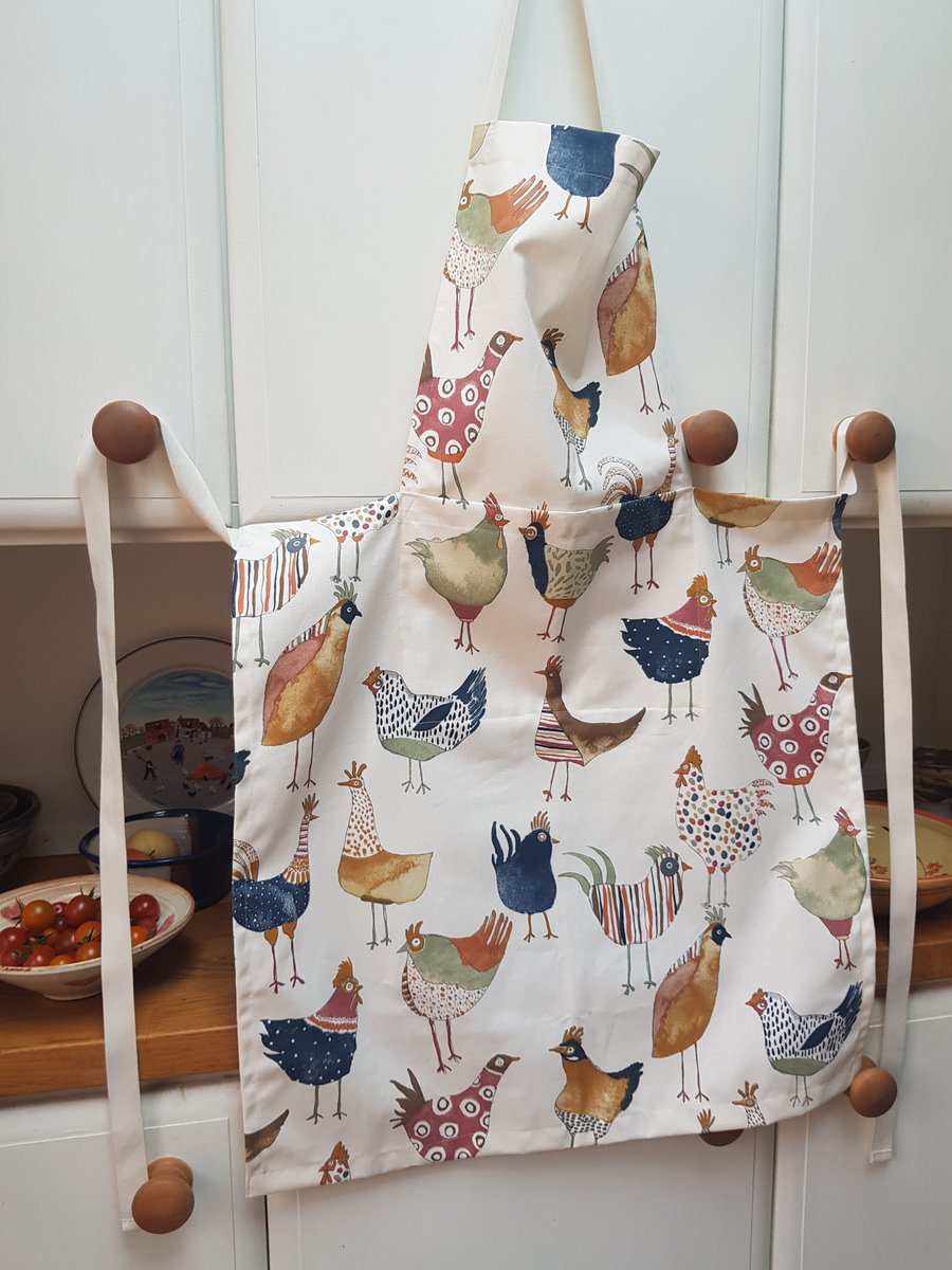 Kitchen apron: with extra deep pocket, funky chickens