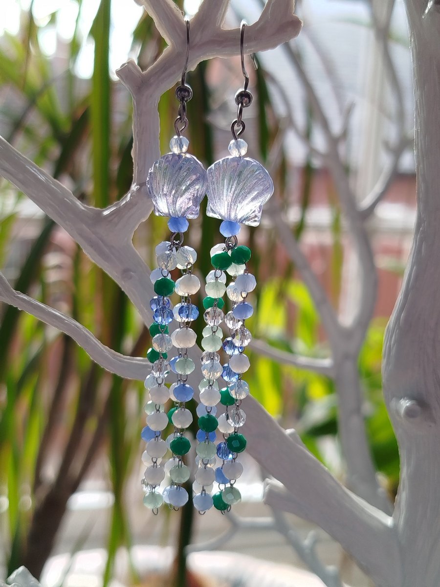 Long cascade sea themed earrings 