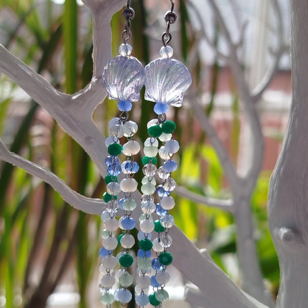 Long cascade sea themed earrings 
