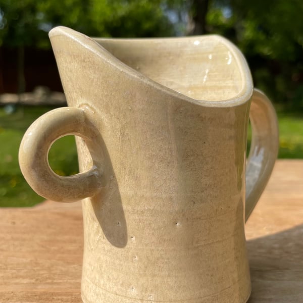 MadeWithMud DigniTEA Side Loop with Cut out (nose) Mug