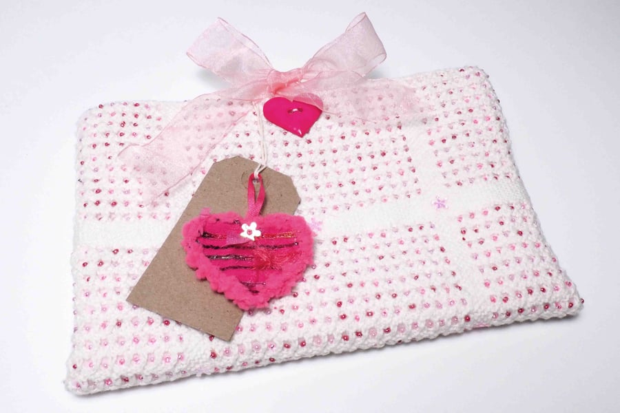 Free P&P. Gift bag with heart keepsake & gift tag