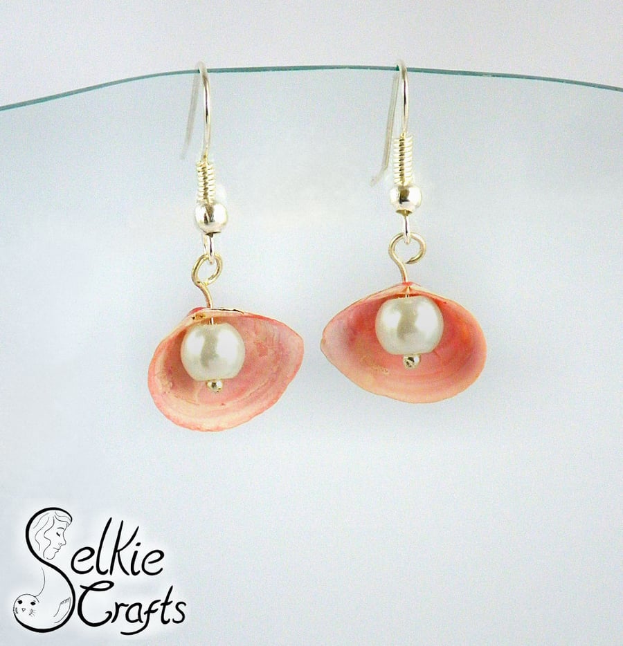Pink Shell and White Pearl earrings