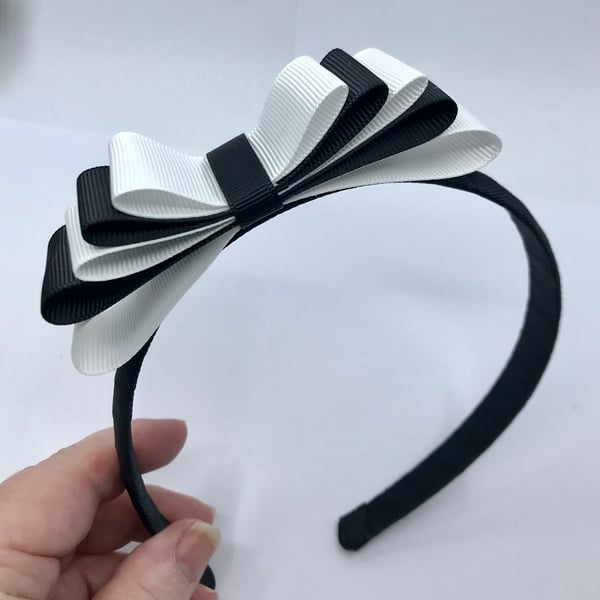 Black Hairband with 5 Layer Black and White Two-tone Straight Bow