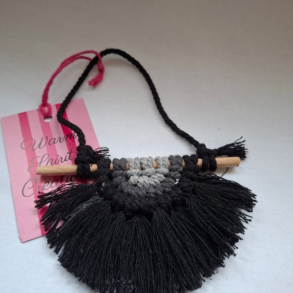 Macrame mini wall hanging