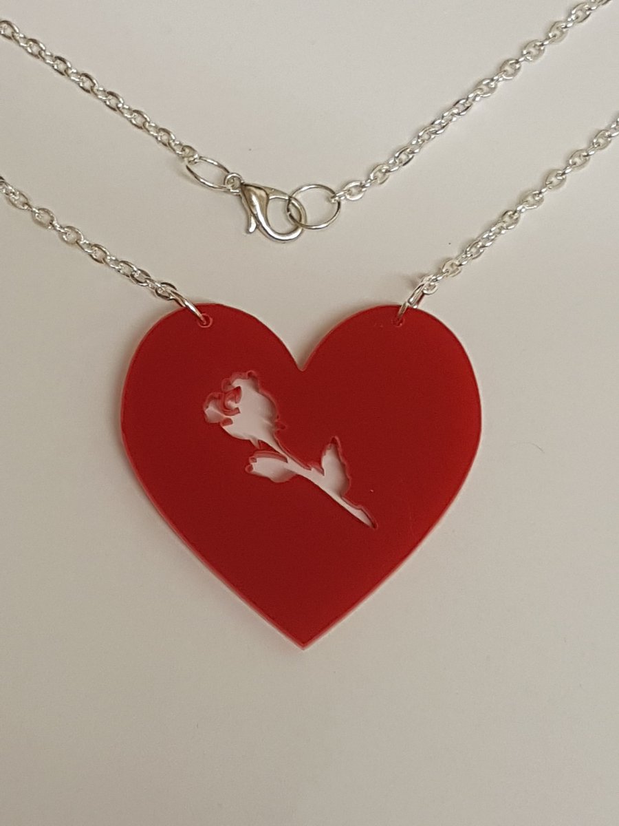 Heart Rose necklace - Acrylic