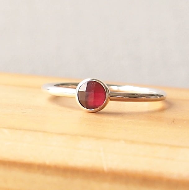 Garnet Ring in Silver, January Birthstone Jewellery, Facet Cut Garnet