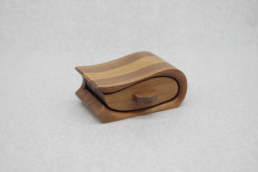 Handmade small wooden trinket, keepsake, jewel box. Black Walnut bandsaw box.