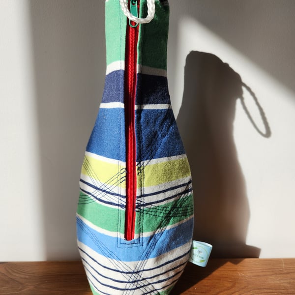 CHAMPAGNE AND WINE COOLER